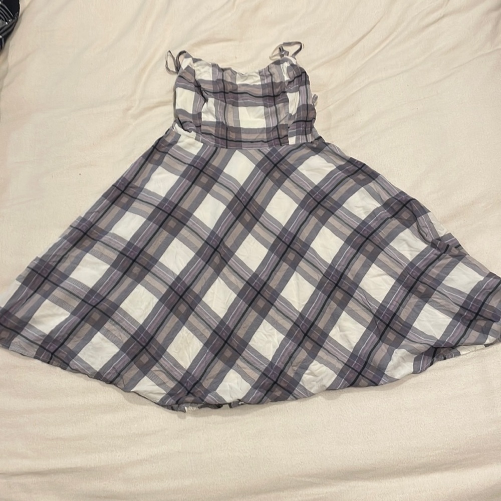 A dress with a plaid design, from old navy in size medium!